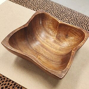 Modern Four Corner Bowl